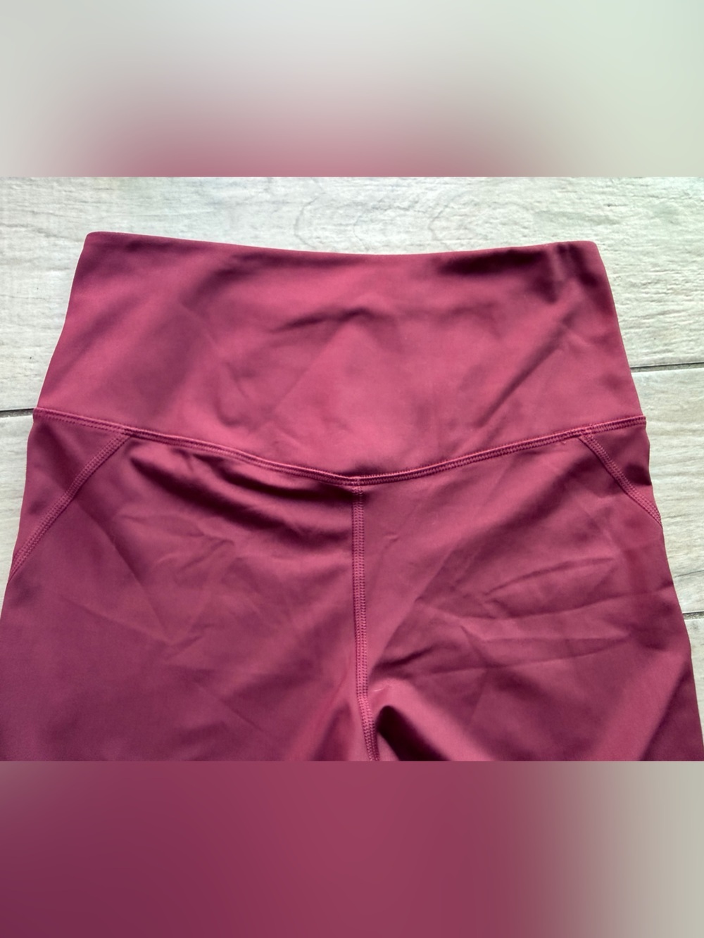 Girlfriend Collective High-Rise Performance Compression Leggings in Wine. Size M - Picture 5 of 10